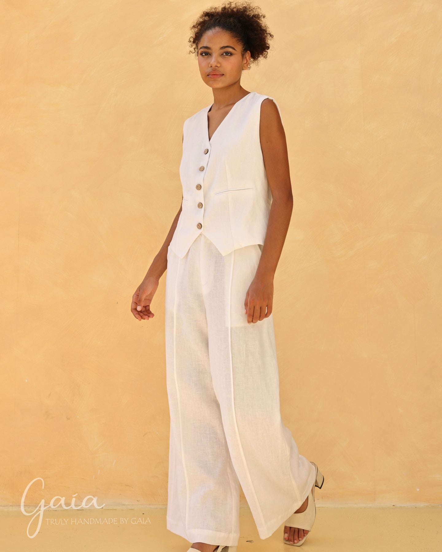 Linen vest and trousers set