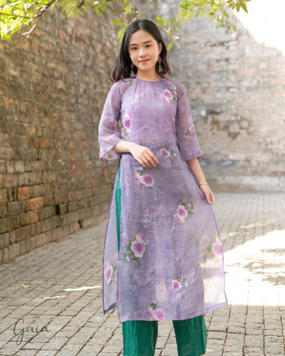 Linen Vietnamese female traditional dress