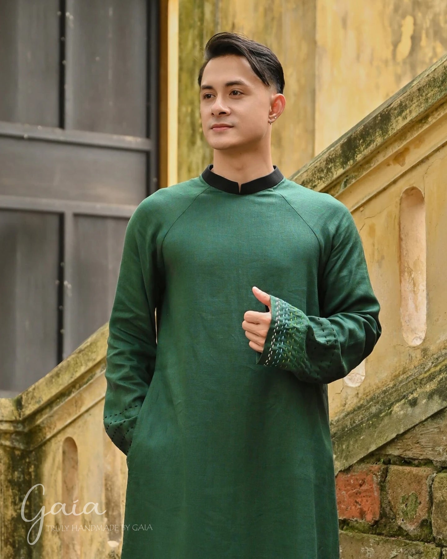 Linen Vietnamese male traditional dress MadebyGaia