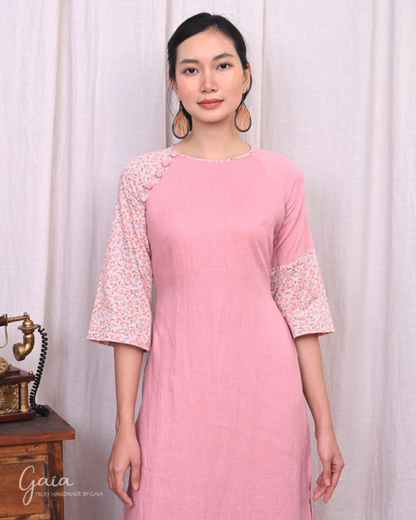 Linen Vietnamese traditional dress