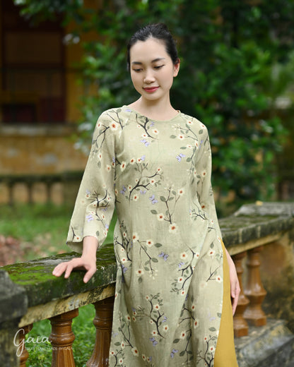 Linen Vietnamese traditional dress female