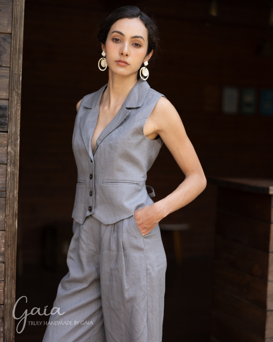 Linen waistcoat and pants set