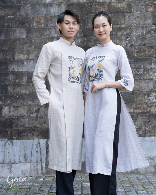 modern traditional vietnamese dress DreamDress By PMN Saika Ao Dai Inspired White Wedding Dress Gown Illusion Floral Embroidery White Pants Chapel | Size: 2