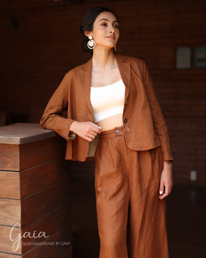 Linen women suit casual