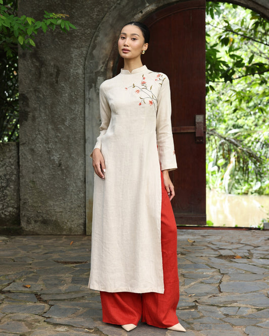Long sleeve hand-embroidered ao dai