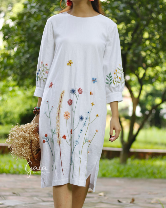 Long sleeve linen dress hand embroidery
