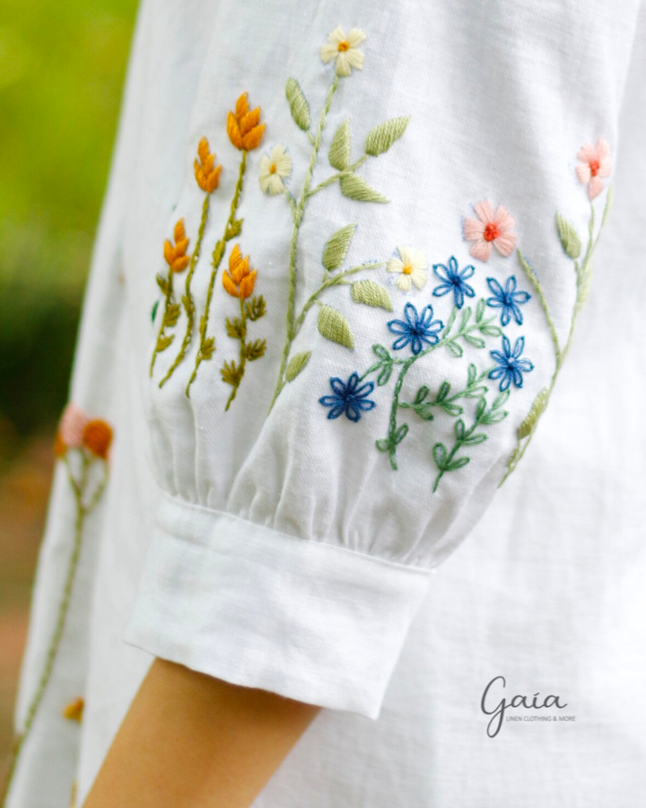 Hand-embroidered long sleeve linen dress CELINE – MadebyGaia