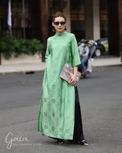 Mulberry silk modern casual Vietnamese dress