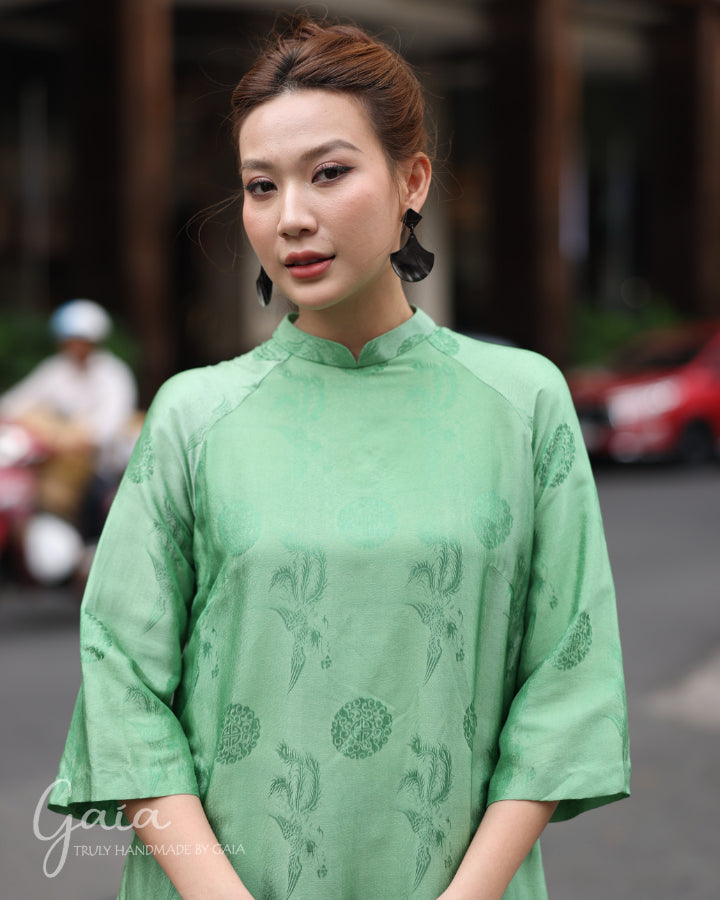 Mulberry silk modern casual Vietnamese dress