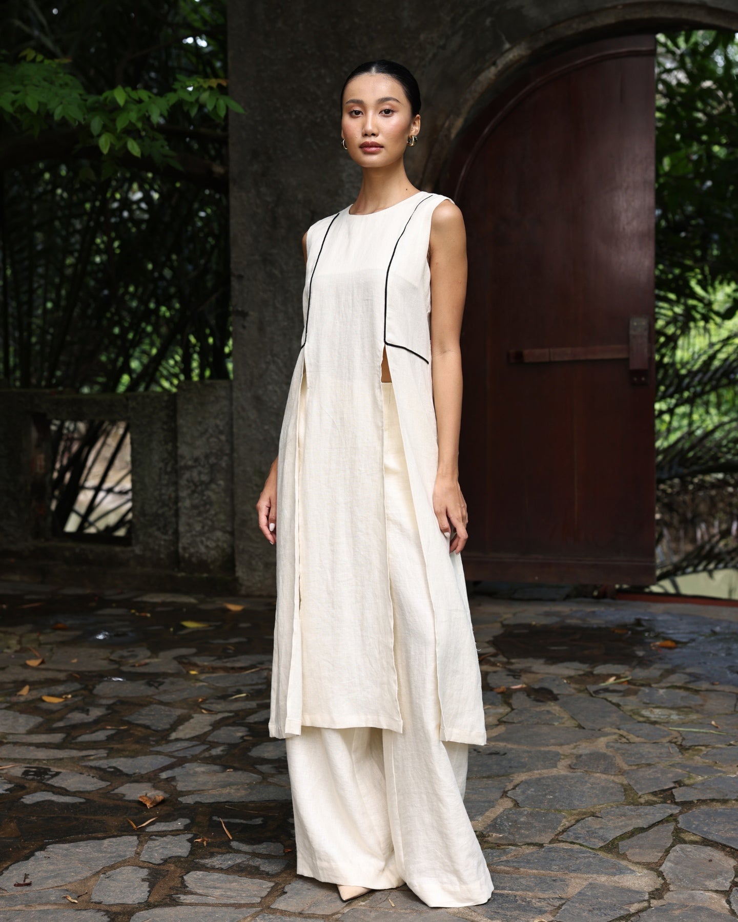 Modern minimalist linen ao dai