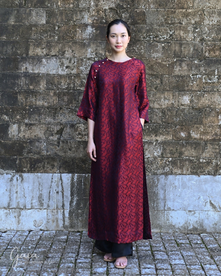 Mulberry red Ao Dai silk