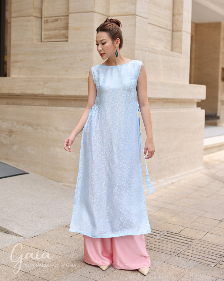 Mulberry silk elegant Ao Dai