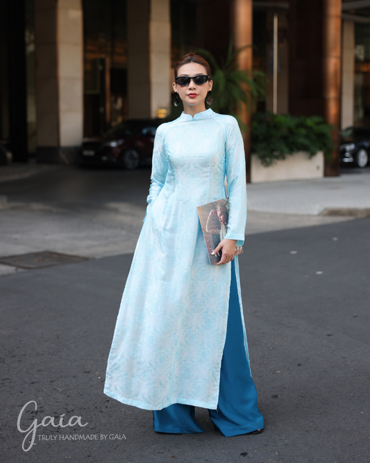 Mulberry silk modern Vietnamese Ao Dai