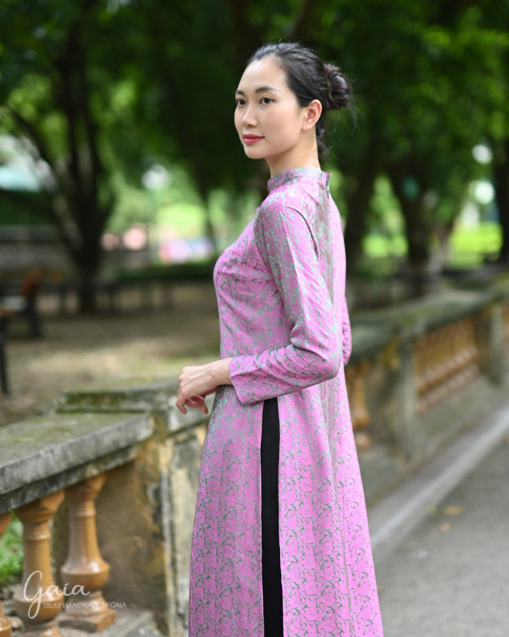 Mulberry silk Vietnamese bridal dress