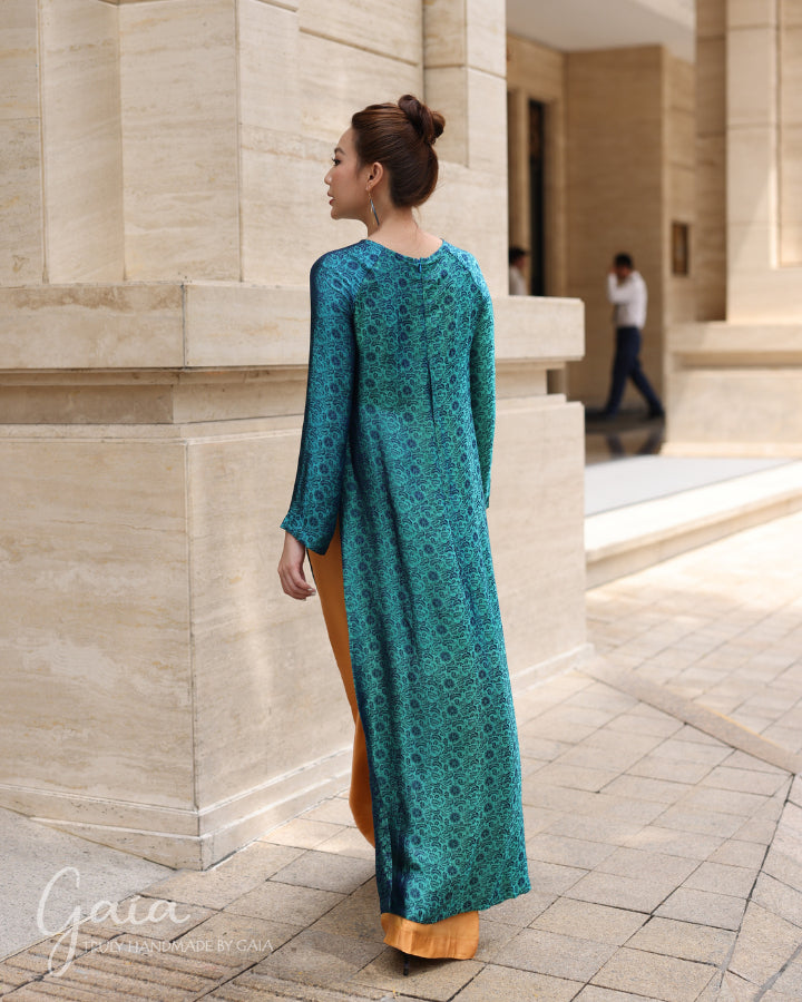 Mulberry silk Vietnamese tunic dress