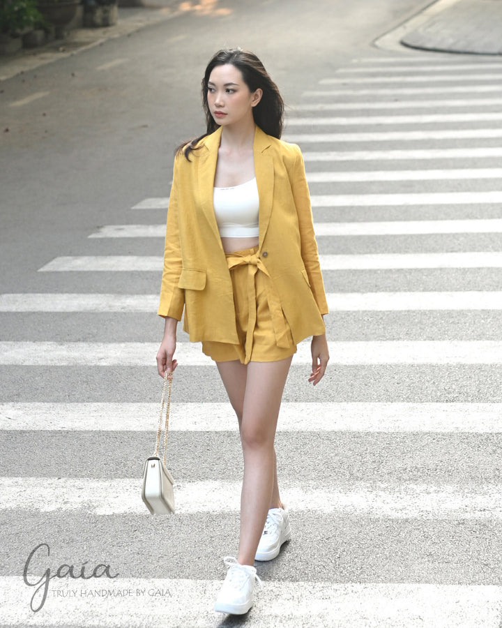 Oversized linen blazer