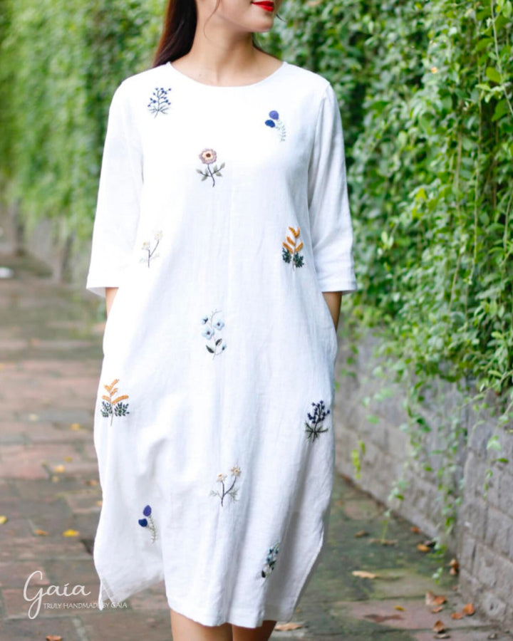 Plus size linen dress with handmade embroidery TESSA Plus size linen dress with handmade embroidery TESSA