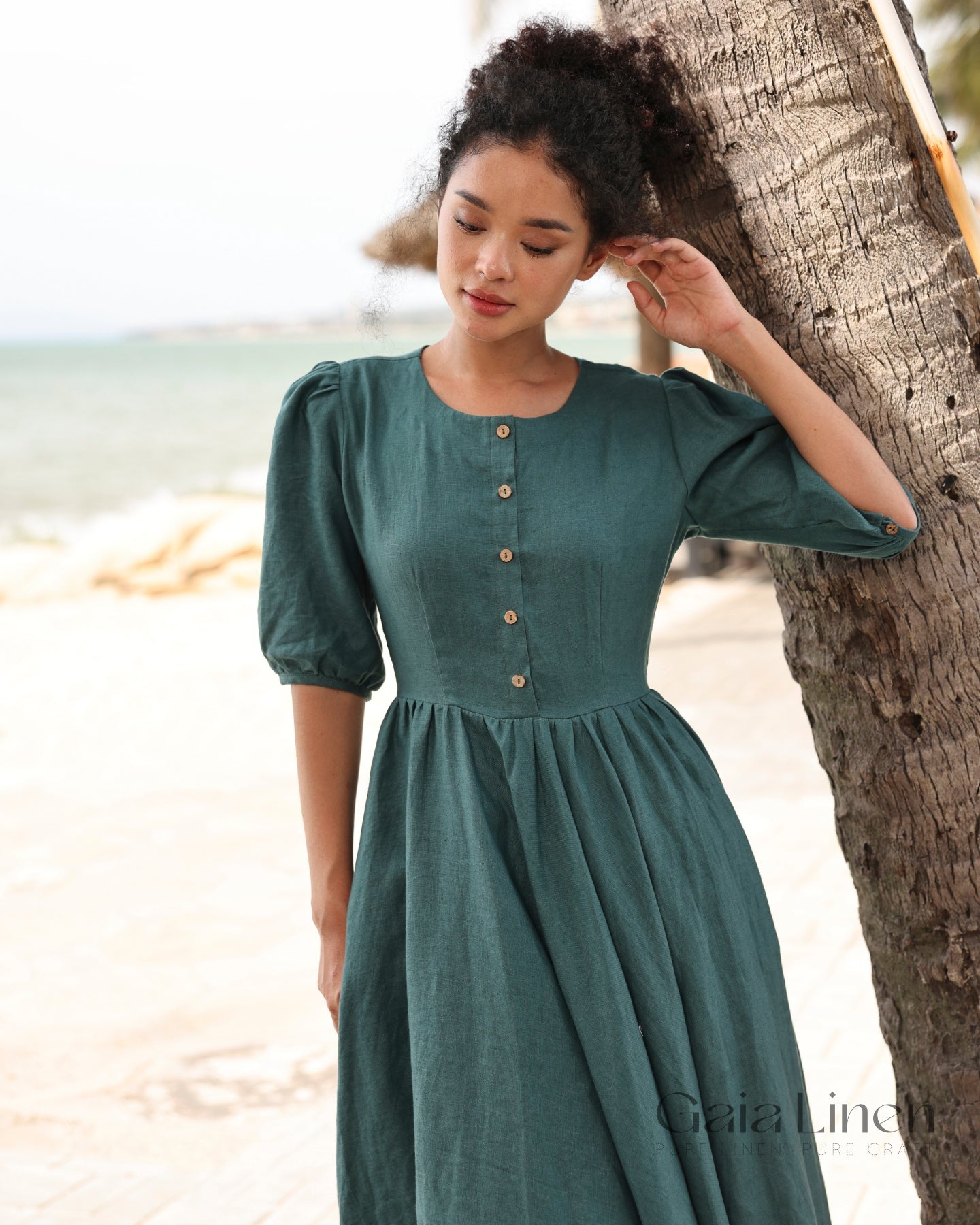 Puff sleeve linen dress