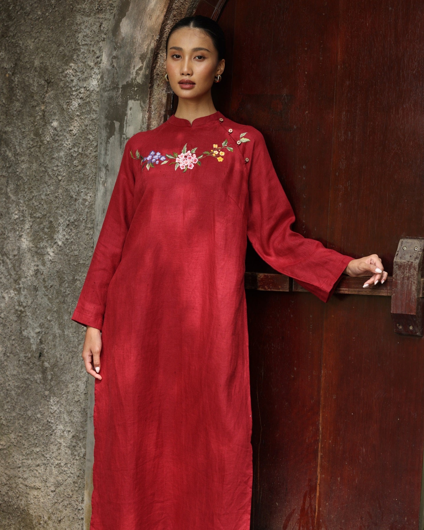 Red hand-embroidered linen ao dai