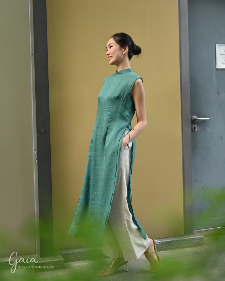 Sleeveless 2-layer linen Vietnamese modern Ao Dai