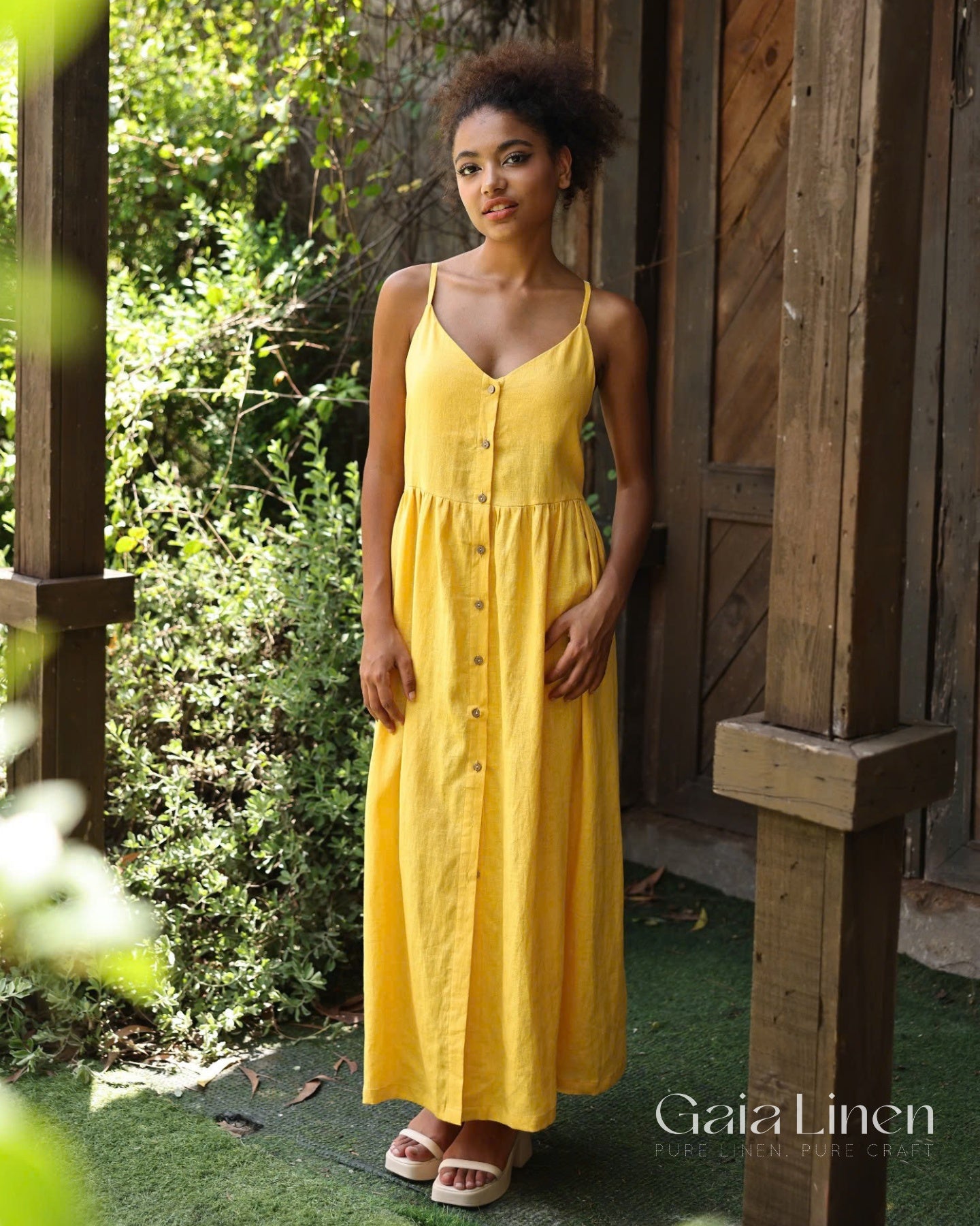 Sleeveless strappy linen dress