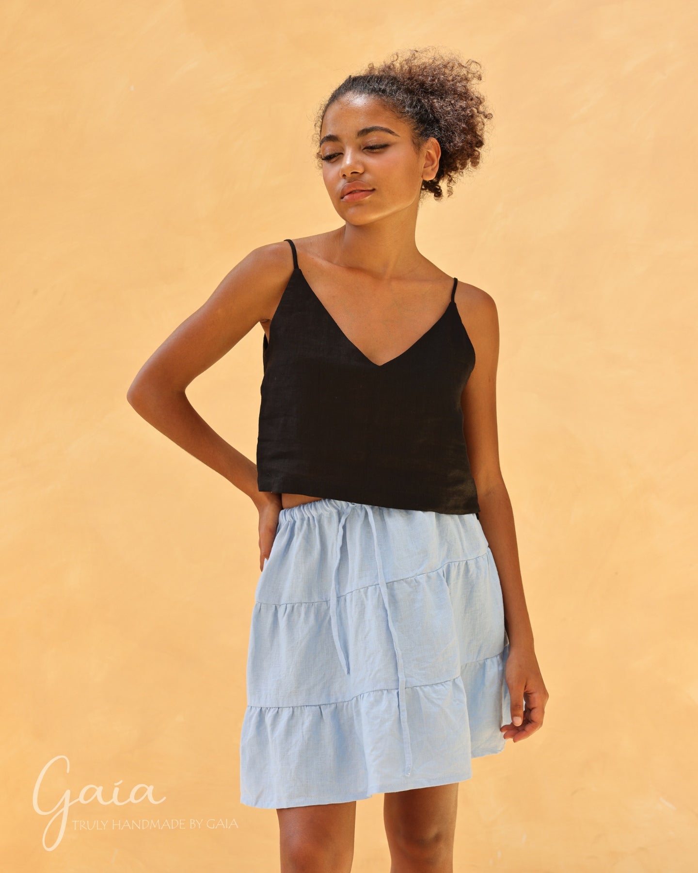 Tiered pocket linen mini skirt 