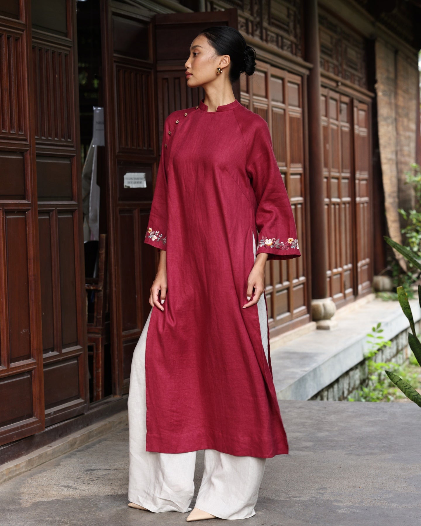 Vietnamese embroidered tunic dress