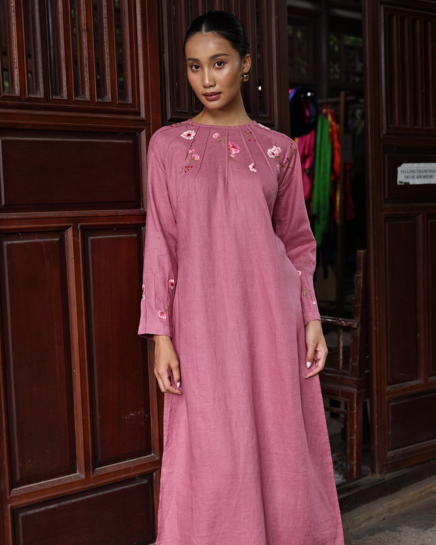 Wedding guest hand-embroidered ao dai